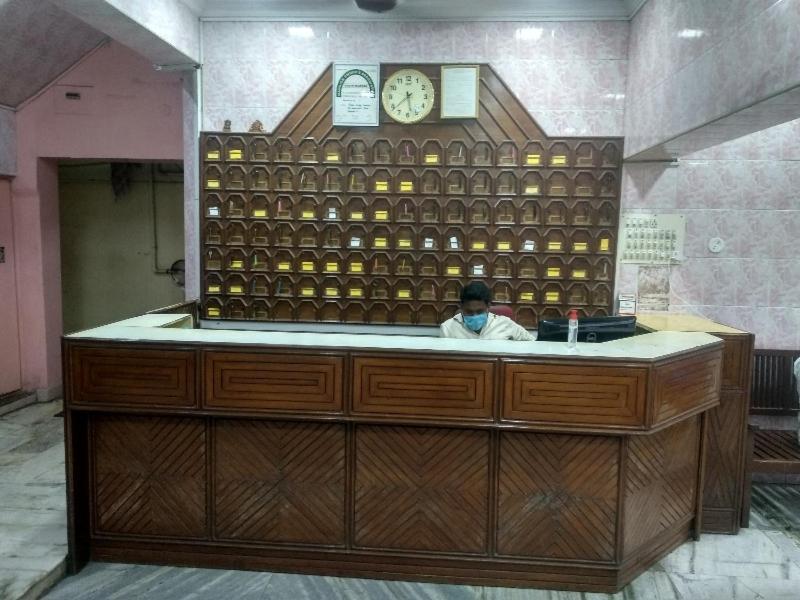 Spot On 80584 Pudur Lucky Mansion Chennai Exterior foto
